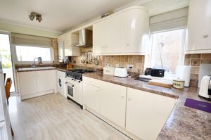 Kitchen- click for photo gallery